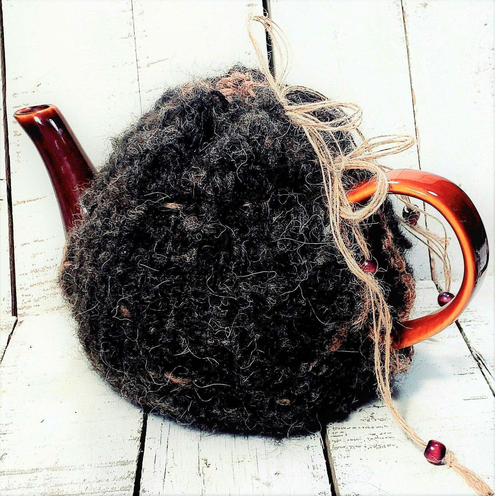Teapot Cozy, Country Knit Farmhouse, Natural Wool, 4-6 Cup: Black